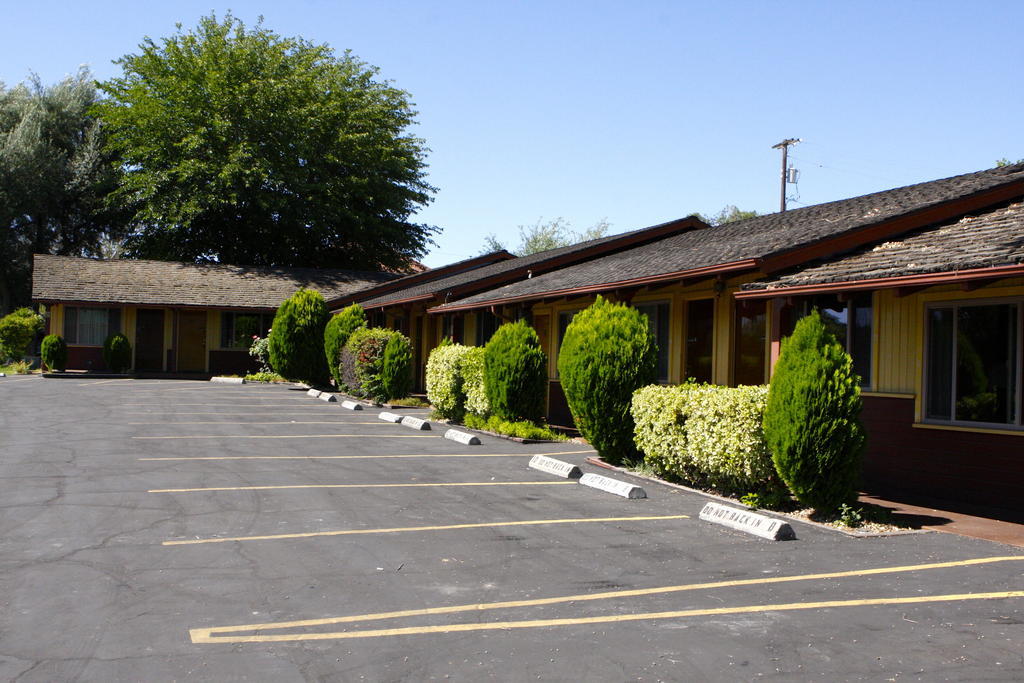 Melody Ranch Motel Paso Robles Exterior photo